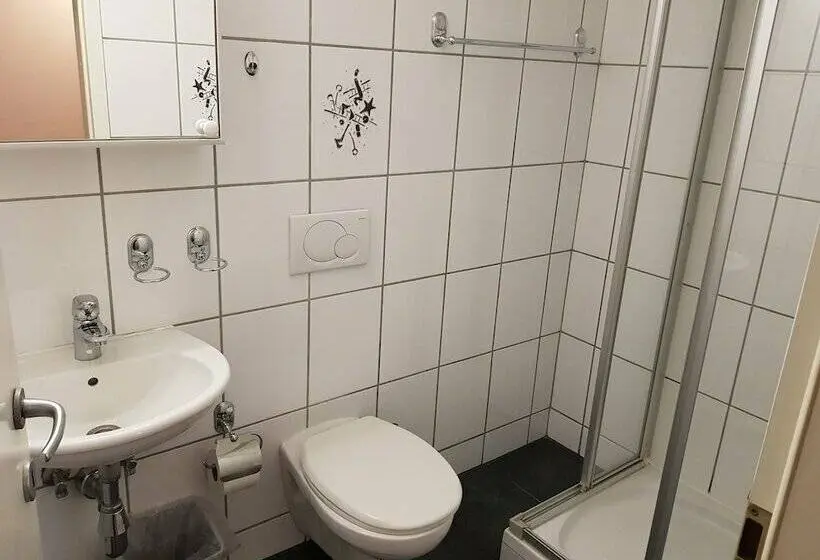 اتاق اکونومی, Bellpark Hostel