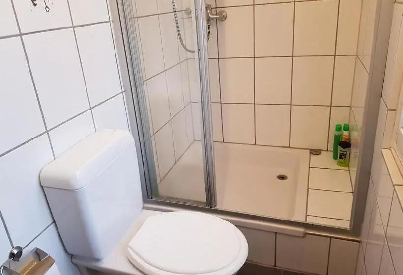 تختخواب در اتاق مشترک, Bellpark Hostel