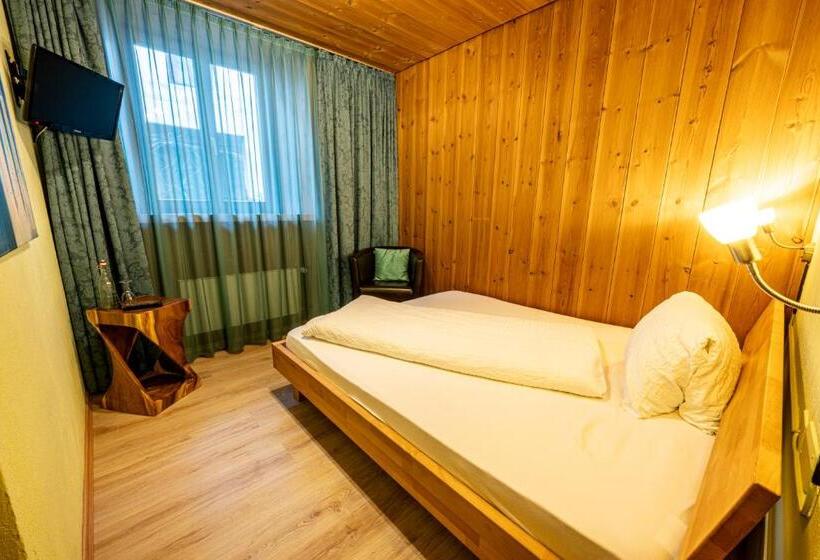 标准单人间, Curuna Hotel Garni B&b