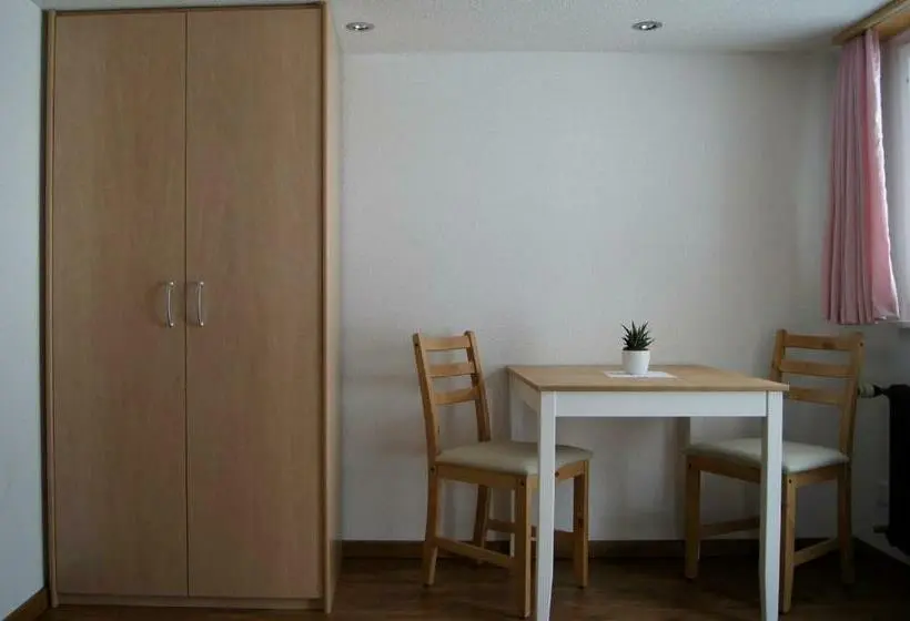 スタンダードルーム, Alpenblick Muotathal