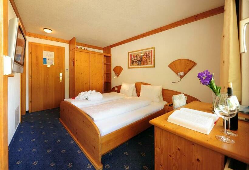 اتاق استاندارد با بالکن, Country Wellnesshotel Bündnerhof