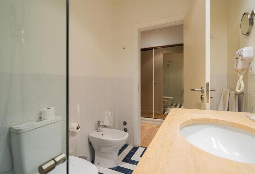 غرفة سوبيريور, Farol