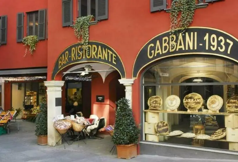 Standard-huone, Gabbani