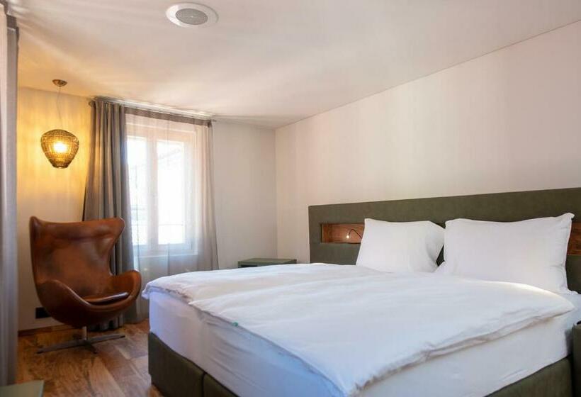 جناح جونيور, Gabbani