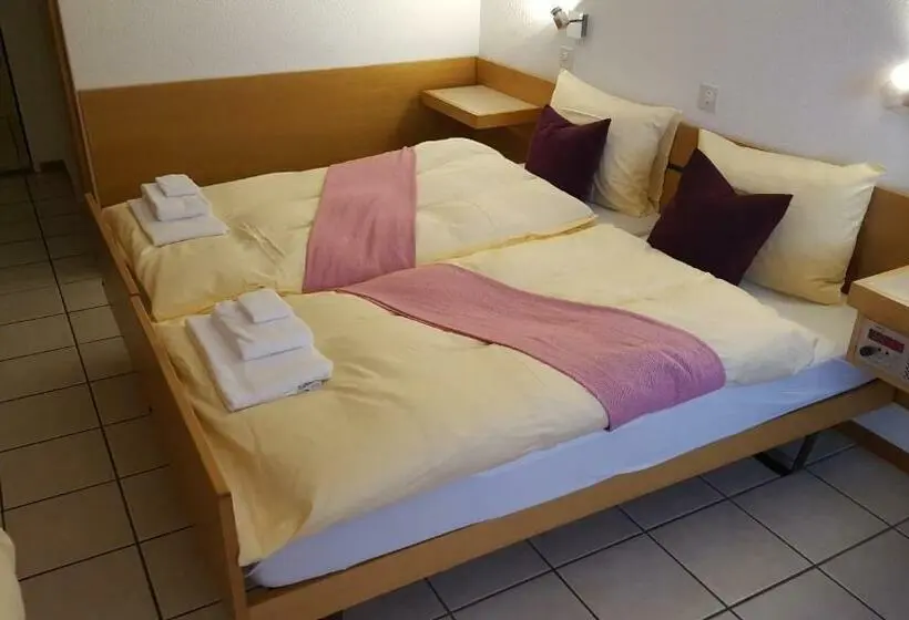 Standard-huone, Lötschberg