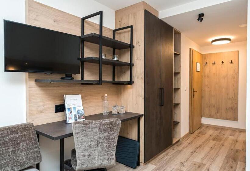 اتاق استاندارد با بالکن, Romantica