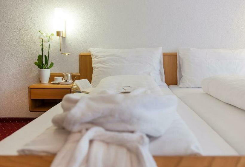 Номер Стандарт, Stump's Alpenrose