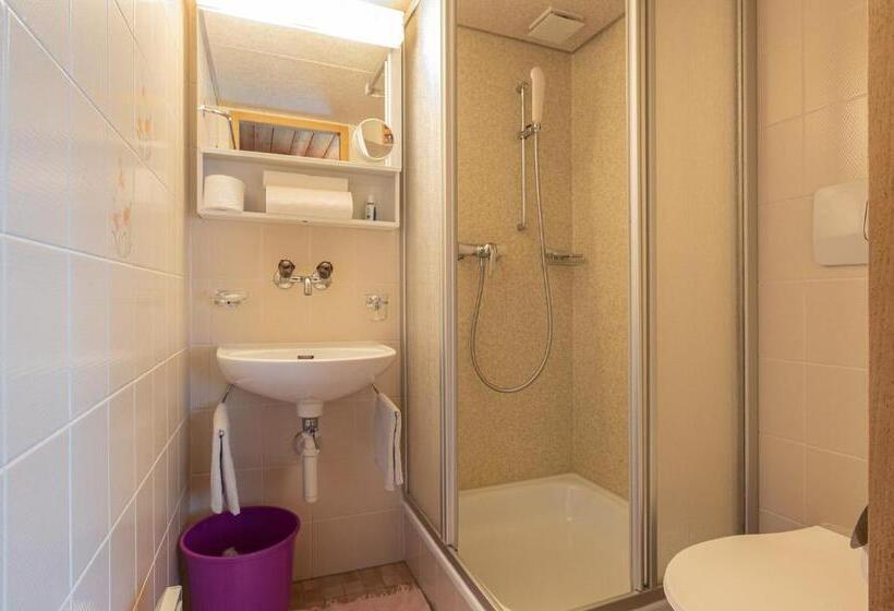 غرفة أساية فردية حمام مشترك, Lehmann's Herberge Hostel