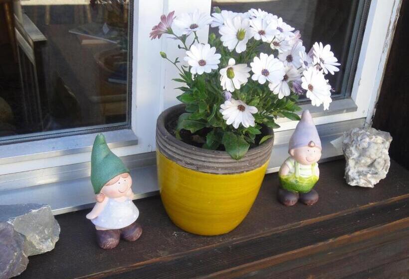 غرفة قياسية ثلاثية مزودة بشرفة, Lehmann's Herberge Hostel