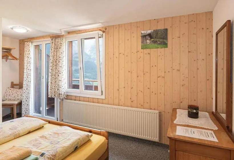 Standard-huone Parveke, Lehmann's Herberge Hostel