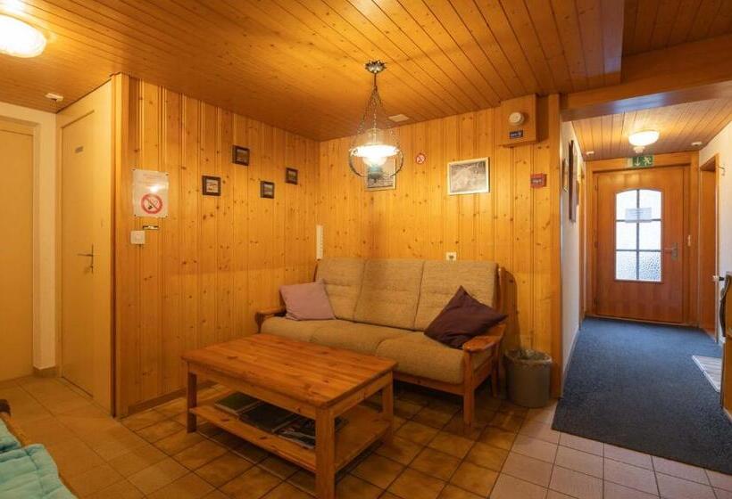 غرفة قياسية ثلاثية مزودة بشرفة, Lehmann's Herberge Hostel