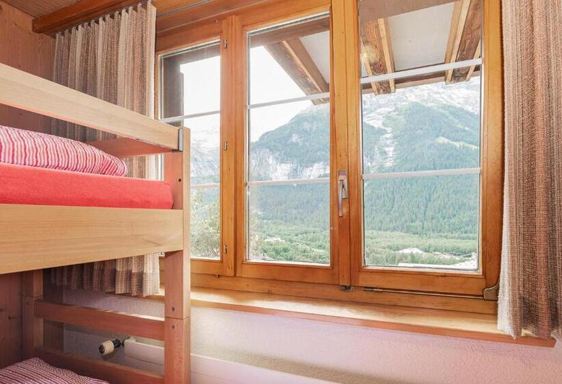 غرفة قياسية ثلاثية, Lehmann's Herberge Hostel