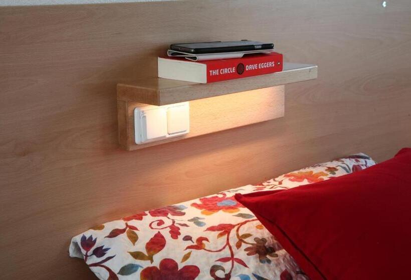 اتاق سوپریور چهار تخته, Lugano Savosa Youth Hostel