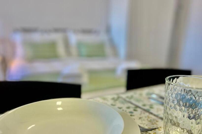 إستوديو ديلوكس, Balnea Baiona