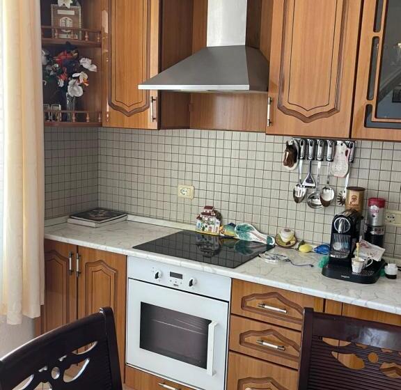 1 Bedroom Apartment Lake View, Riti