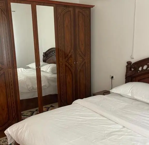 1 Bedroom Apartment Lake View, Riti
