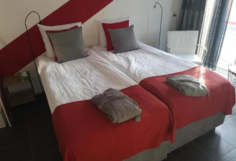 غرفة قياسية مطلّة علي الحديقة, B&b Bovenweg