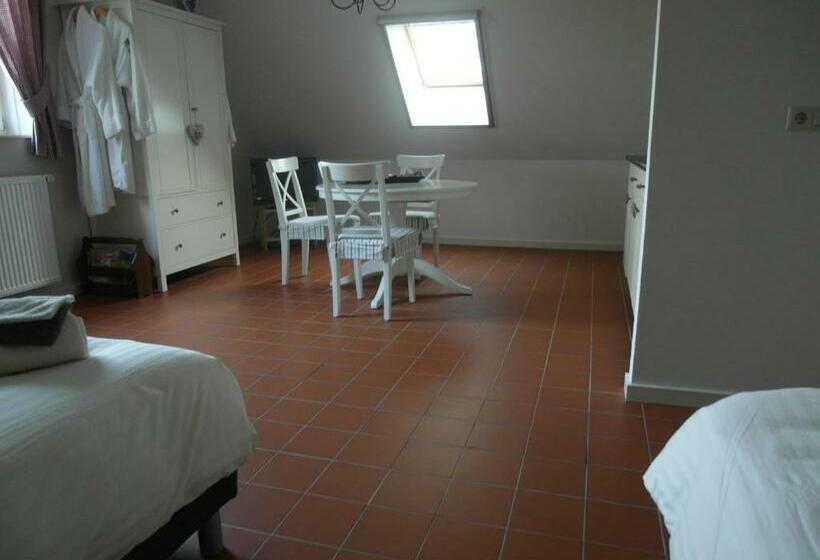 스탠다드 트리플 룸, B&b De Pepper