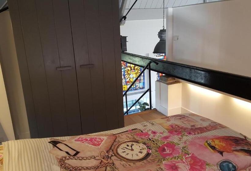 Дом 2 Спальни, B&b Rechthuis Van Zouteveen