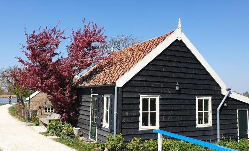 Дом 1 Спальня, B&b Rechthuis Van Zouteveen