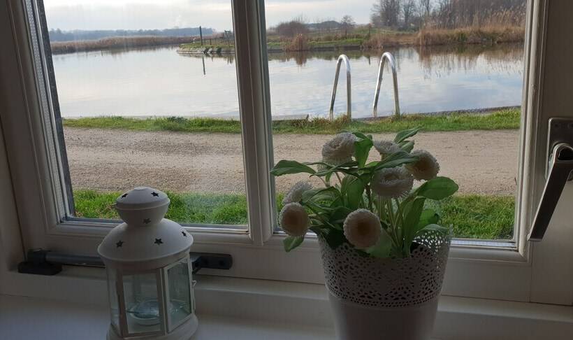 Дом 1 Спальня, B&b Rechthuis Van Zouteveen