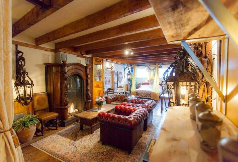 Premium Family Room, Cubacasa