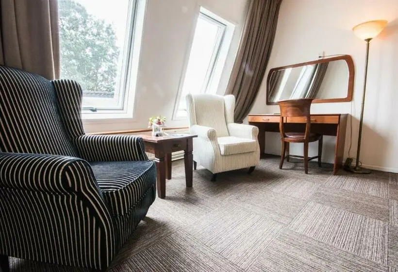 Standard Room, De Stobbe Hotel & Suites