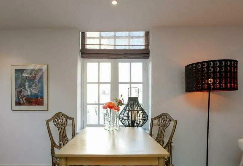 Huoneisto 2 Makuuhuonetta, Design B&b Naarden Vesting