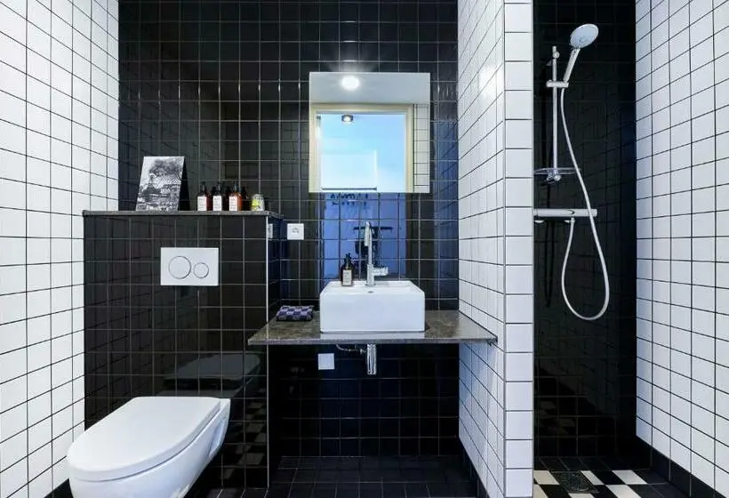 スタンダード4人部屋, Hello I M Local Boutique Hostel