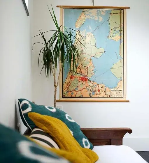 ルームシェアのワンベッド, Hello I M Local Boutique Hostel
