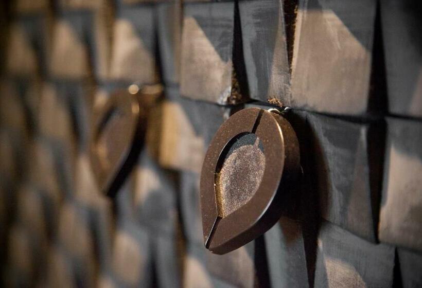 اتاق استاندارد, Bouteaque