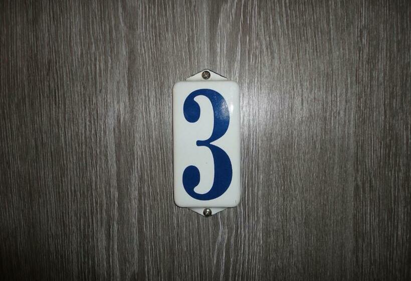 غرفة قياسية مزودة بشرفة مطلة على الحديقة, De Vier Seizoenen