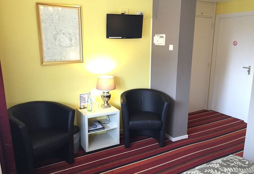 غرفة قياسية مزودة بشرفة مطلة على الحديقة, De Vier Seizoenen