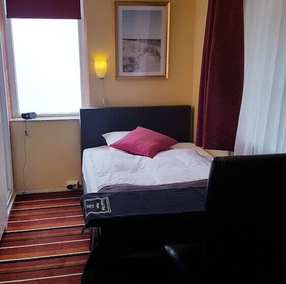 غرفة قياسية فردية, De Vier Seizoenen