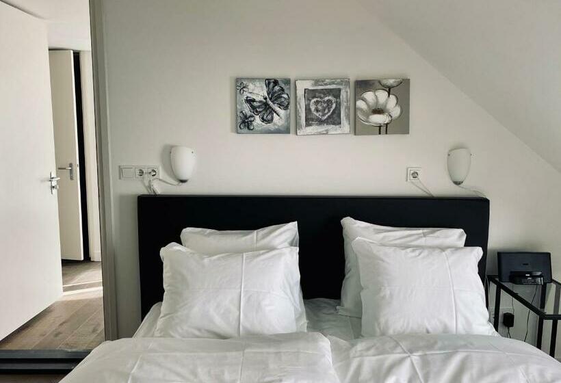 חדר משפחתי, De Zilte Zeeuw