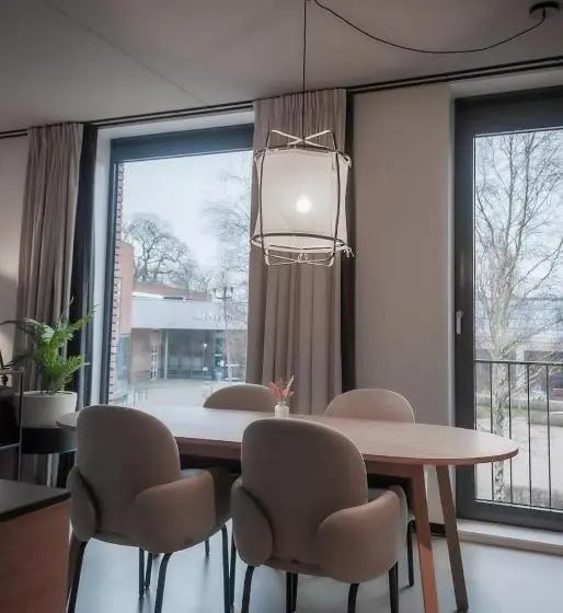 Habitación Estándar, Katoen