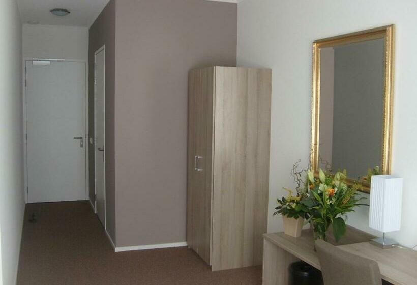 غرفة ديلوكس, Norg