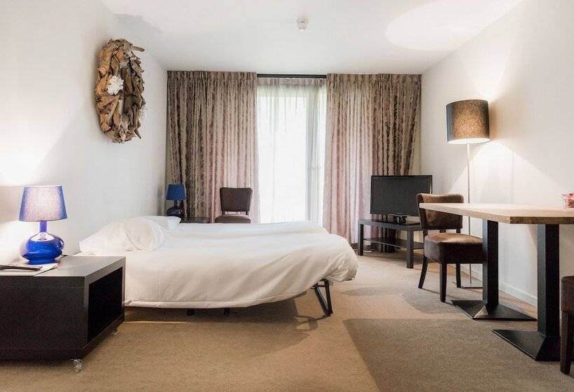 غرفة عائلية, Wassenaar