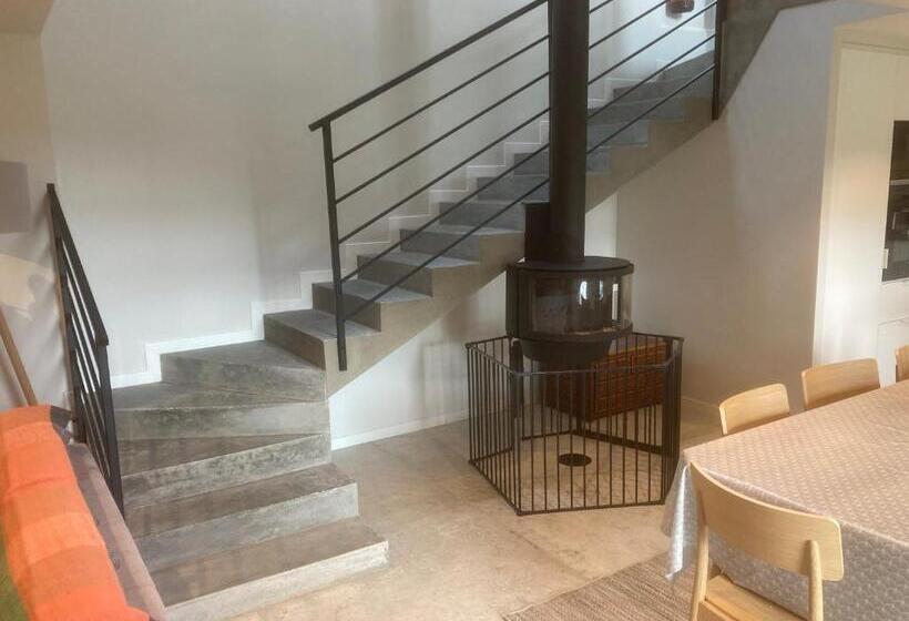 침실 4개 주택, Manoir De Kerat