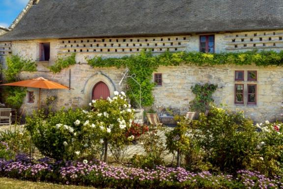 침실 2개 주택, Manoir De Kerat