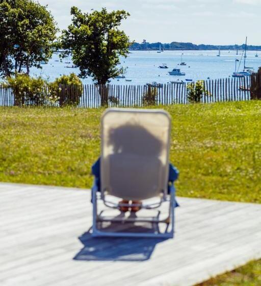 침실 1개 주택, Manoir De Kerat