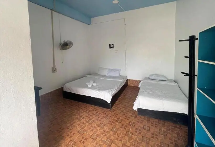 Standard Kolmen Hengen Huone, Blue Sunset Hostel