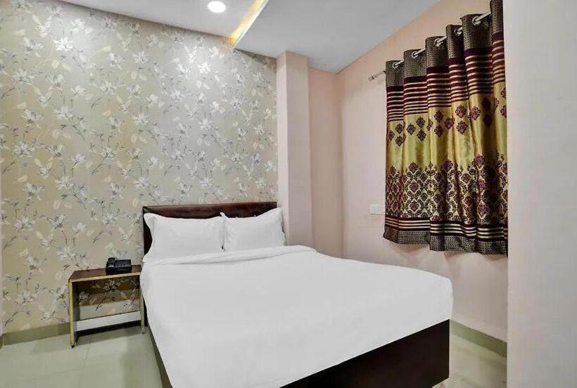 غرفة ديلوكس, O Sai Sahara