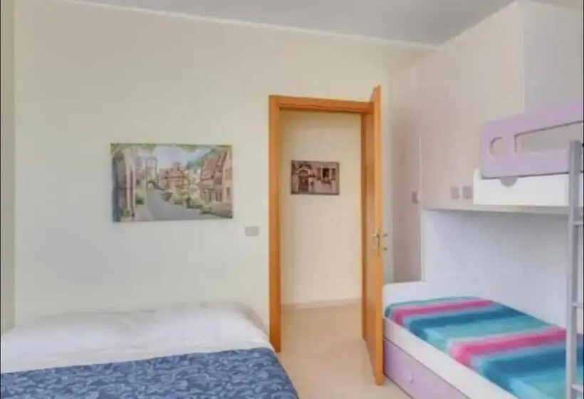 スーペリアファミリールーム, L’orchidea Rooms, Cucina E Bagno In Comune