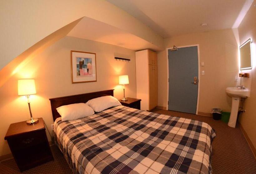 Quarto Estandar Banheiro Compartilhado, Squamish Adventure Inn