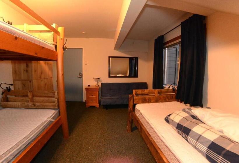 带共用浴室的标准房间, Squamish Adventure Inn