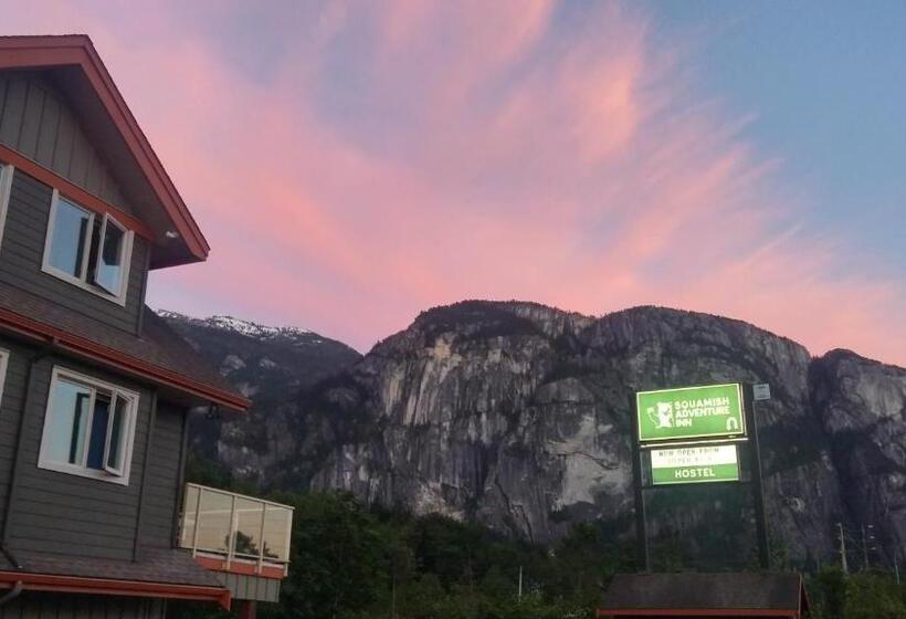 家庭房间共用浴室, Squamish Adventure Inn