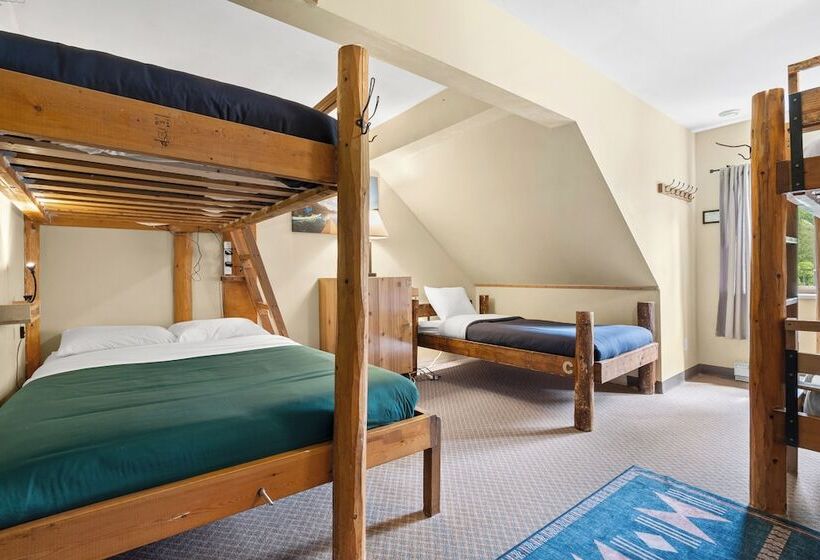 스탠다드 룸 공동 욕실, Squamish Adventure Inn