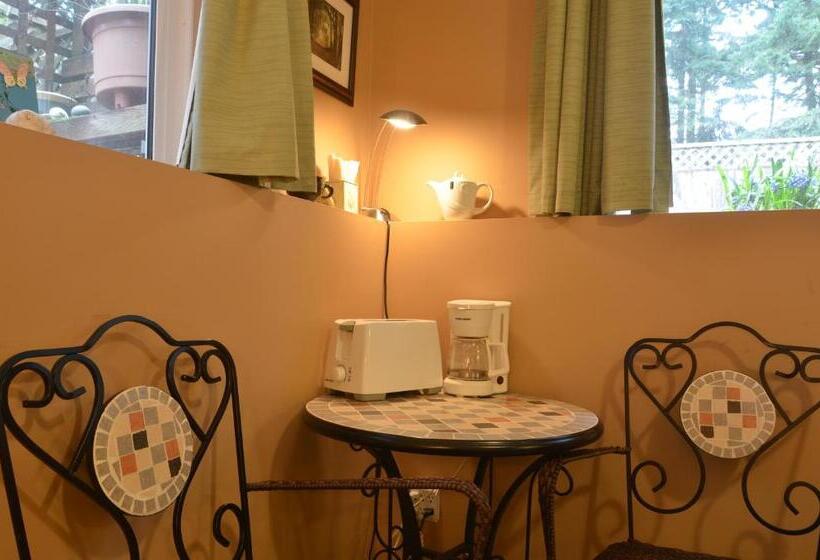 标准房带园景, At Nautica Tigh Private Keypad Entrances