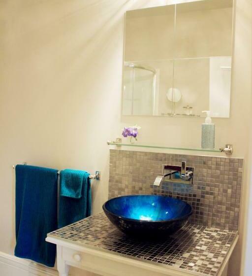 חדר סטנדרט, Danby House